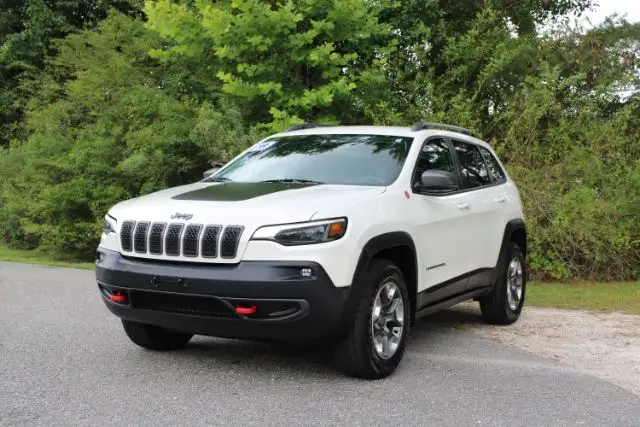 2019 Jeep Cherokee Trailhawk 4X4's photo