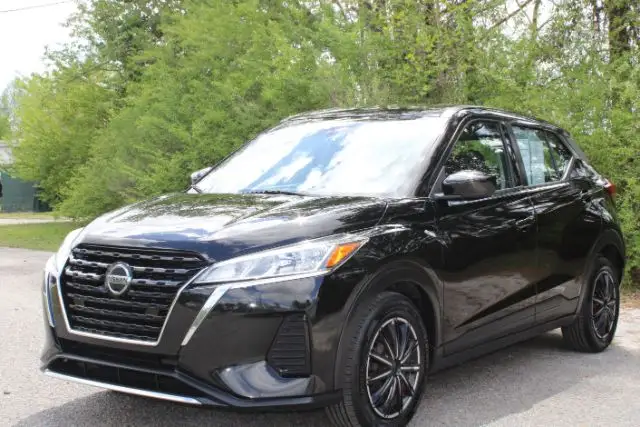 2021 Nissan Kicks S
