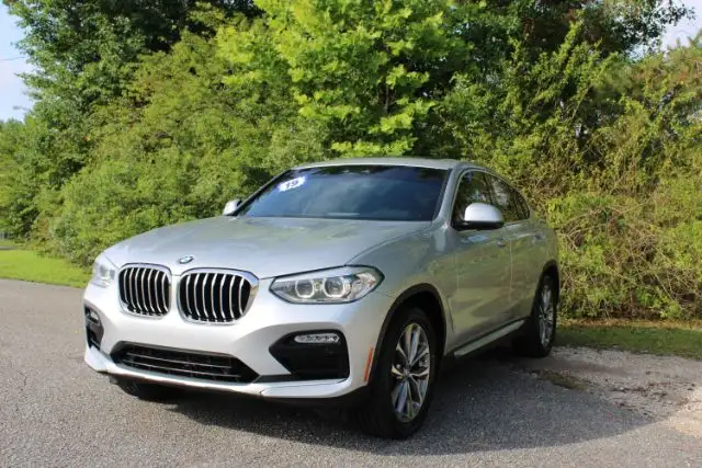 2019 BMW X4 xDrive30i's photo